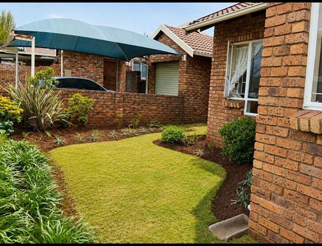 2 BEDROOM TOWNHOUSE FOR SALE IN ELDORAIGNE